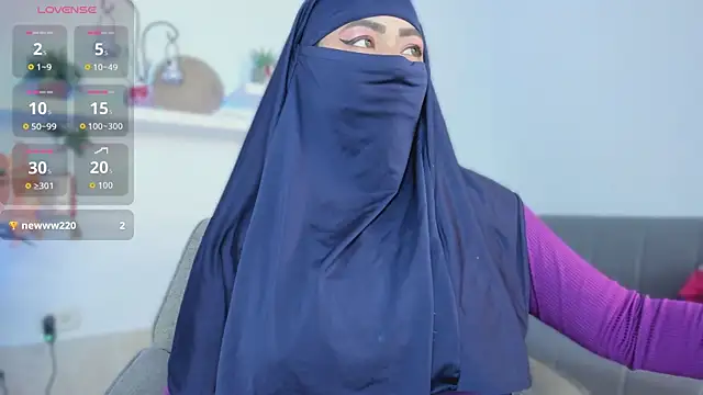 Snapshot of jazmin_anbar chatting on 11/04/25, 06:29 jazmin anbar online show from 11/04/25, 06:29