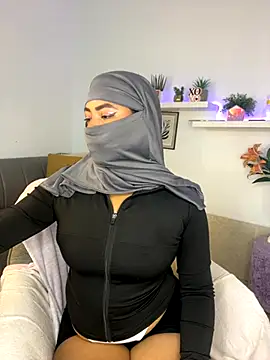 Snapshot of jazmin_anbar chatting on 11/12/25, 07:13 jazmin anbar online show from 11/12/25, 07:13