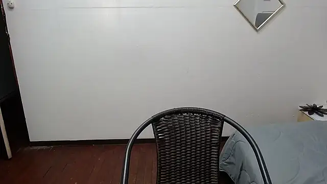 sasi luna online show from 02/10/25, 06:13