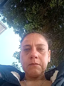 sasi luna online show from 10/23/25, 01:10