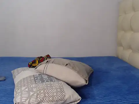 Snapshot of Bbw255 chatting on 09/19/25, 04:47 Bbw255 online show from 09/19/25, 04:47