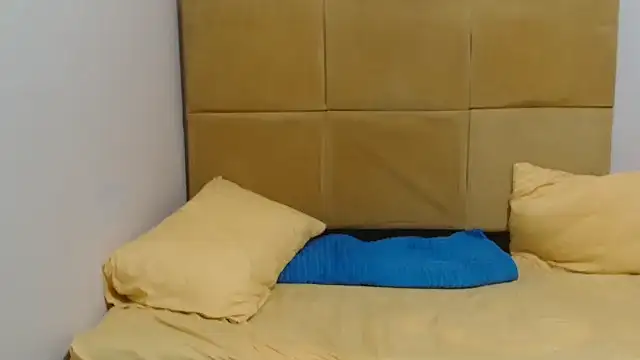 Snapshot of Bbw255 chatting on 10/16/25, 07:15 Bbw255 online show from 10/16/25, 07:15