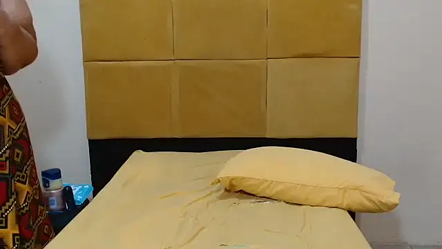 Snapshot of Bbw255 chatting on 10/19/25, 07:47 Bbw255 online show from 10/19/25, 07:47