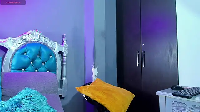 Snapshot of elizabeth_rosa21 chatting on 01/27/25, 07:35 elizabeth rosa21 online show from 01/27/25, 07:35