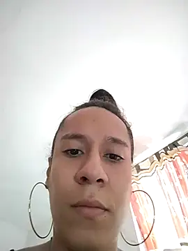 Snapshot of elizabeth_rosa21 chatting on 02/24/25, 05:31 elizabeth rosa21 online show from 02/24/25, 05:31