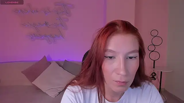 Snapshot of MiaFarrell_ chatting on 05/29/26, 05:11 MiaFarrell online show from 05/29/26, 05:11