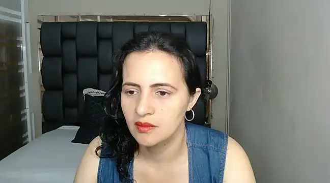 africa holmes online show from 01/06/25, 12:46