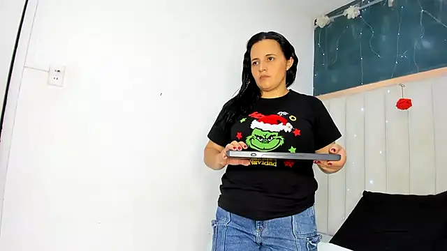 africa holmes online show from 07/23/26, 02:20