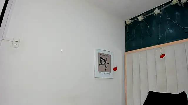 africa holmes online show from 07/25/26, 01:58