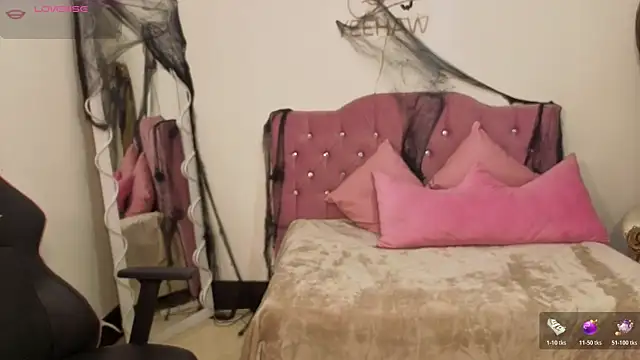 kittystart tay online show from 10/25/25, 11:40