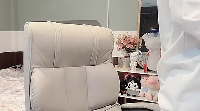 Eva-Public online show from 02/07/25, 03:41