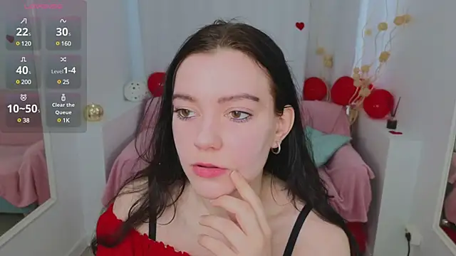 Snapshot of Lana__Cute_ chatting on 02/14/25, 12:36 Lana Cute online show from 02/14/25, 12:36