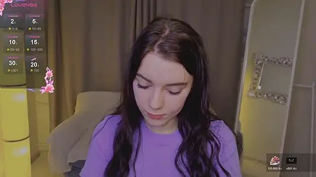 Snapshot of Lana__Cute_ chatting on 03/16/25, 01:27 Lana Cute online show from 03/16/25, 01:27