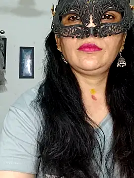 sexy bhabhi69 online show from 06/11/26, 08:23