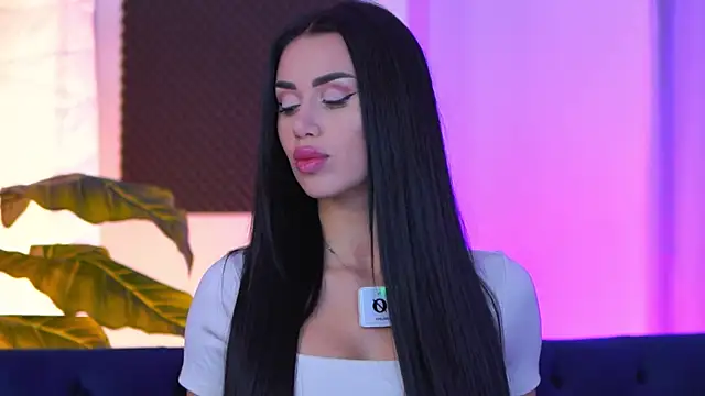 Jenna Day online show from 11/19/25, 05:07