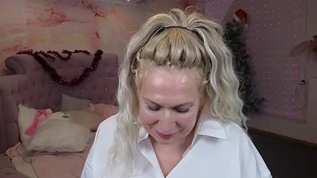 Penelope Pinky online show from 12/28/24, 08:25