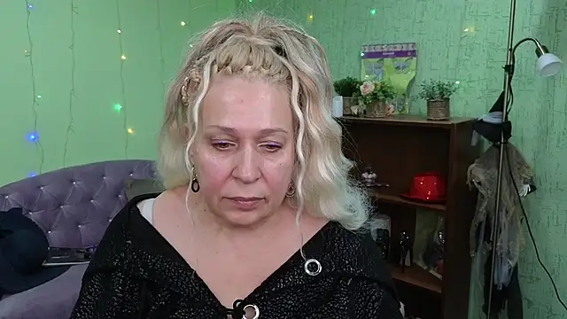 Penelope Pinky online show from 12/30/24, 04:19