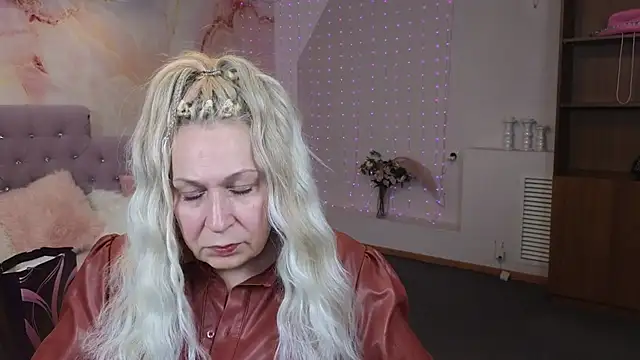 Penelope Pinky online show from 01/17/25, 05:19