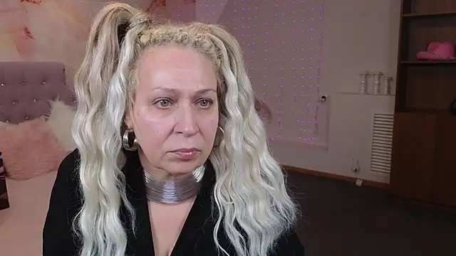 Penelope Pinky online show from 01/22/25, 02:03