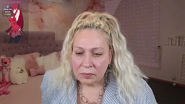 Penelope Pinky online show from 02/06/25, 02:26