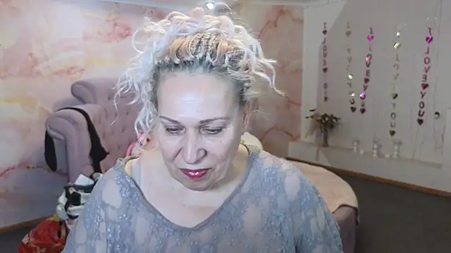 Penelope Pinky online show from 11/03/25, 11:11