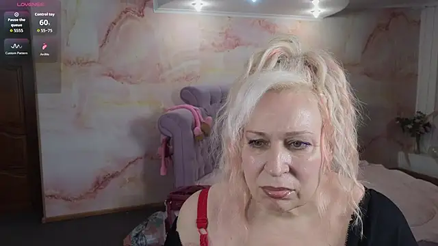 Penelope Pinky online show from 07/22/26, 12:19