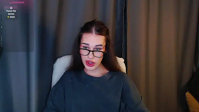 Snapshot of Cassie_Bae chatting on 03/02/25, 05:25 Cassie Bae online show from 03/02/25, 05:25