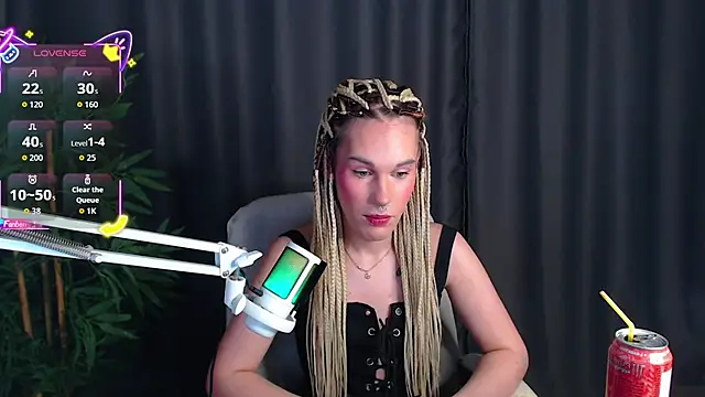 Snapshot of Cassie_Bae chatting on 11/29/25, 08:34 Cassie Bae online show from 11/29/25, 08:34