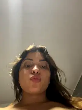 Nicollygriu online show from 10/01/25, 12:05