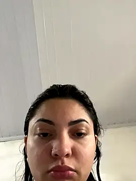 Snapshot of Nicollygriu chatting on 11/17/25, 01:50 Nicollygriu online show from 11/17/25, 01:50