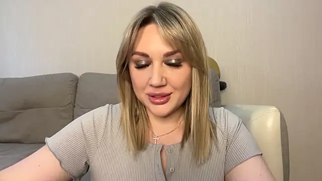 VickyLove047 online show from 05/26/26, 08:43