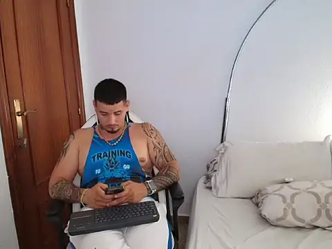 Snapshot of Geishastudios chatting on 09/15/25, 01:44 Geishastudios online show from 09/15/25, 01:44