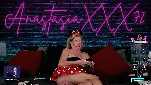 anastasiaxxx72 online show from 10/30/25, 01:18