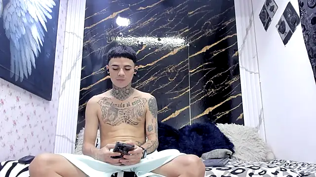 exotic hot couple online show from 07/08/26, 08:13