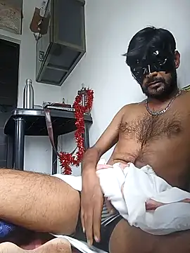 Snapshot of johnsinsexy chatting on 01/03/25, 07:27 johnsinsexy online show from 01/03/25, 07:27