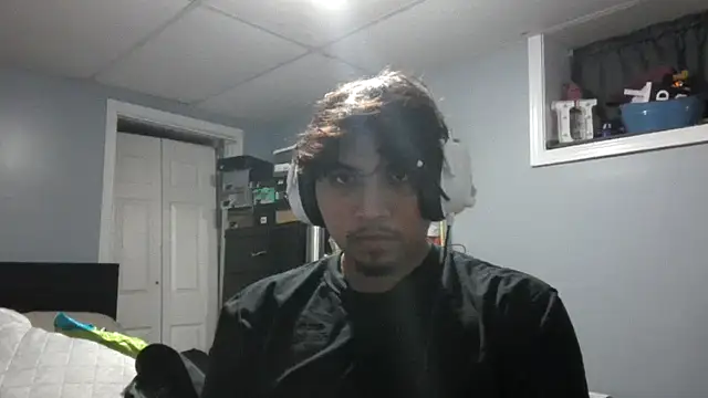 Snapshot of meximaloo1 chatting on 10/16/25, 03:29 meximaloo1 online show from 10/16/25, 03:29