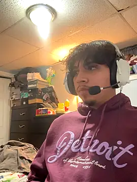 Snapshot of meximaloo1 chatting on 10/23/25, 04:56 meximaloo1 online show from 10/23/25, 04:56