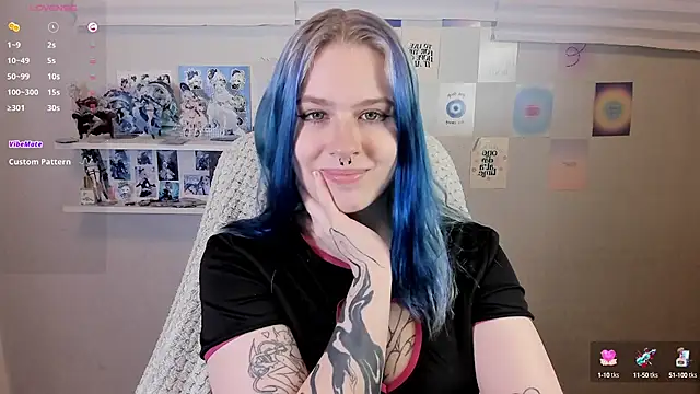 Snapshot of tender_kiitty chatting on 10/10/25, 12:04 tender kiitty online show from 10/10/25, 12:04