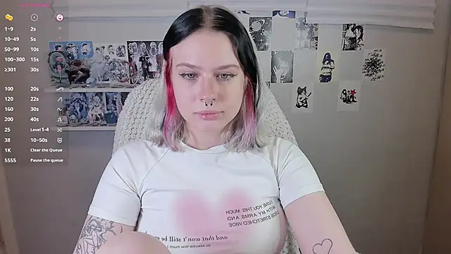 Snapshot of tender_kiitty chatting on 11/12/25, 03:45 tender kiitty online show from 11/12/25, 03:45