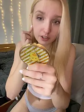 Snapshot of AnnyBelleX chatting on 11/15/25, 04:03 AnnyBelleX online show from 11/15/25, 04:03