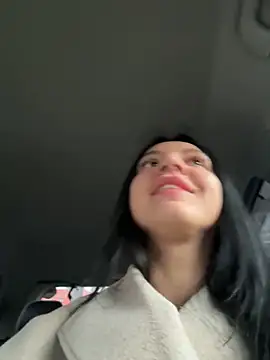 JulliaVegas online show from 12/19/24, 03:29