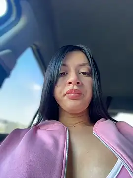 Snapshot of JulliaVegas chatting on 06/01/26, 12:23 JulliaVegas online show from 06/01/26, 12:23