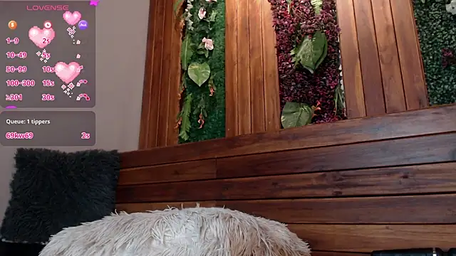 antonellaroux online show from 02/25/25, 07:31