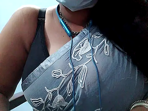 Snapshot of Tamilsathya2024 chatting on 01/07/25, 06:56 Tamilsathya2024 online show from 01/07/25, 06:56