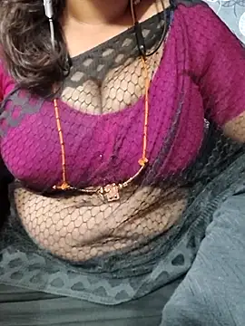 Snapshot of Tamilsathya2024 chatting on 02/24/26, 01:09 Tamilsathya2024 online show from 02/24/26, 01:09