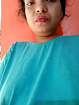 Snapshot of sunita-doll chatting on 10/12/25, 03:27 sunita-doll online show from 10/12/25, 03:27