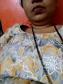 Snapshot of sunita-doll chatting on 01/10/26, 03:03 sunita-doll online show from 01/10/26, 03:03