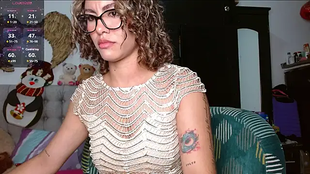 Snapshot of Sexy_Lia_ chatting on 02/07/25, 05:10 Sexy Lia online show from 02/07/25, 05:10