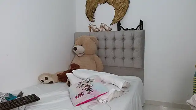 Snapshot of Sexy_Lia_ chatting on 10/08/25, 01:47 Sexy Lia online show from 10/08/25, 01:47