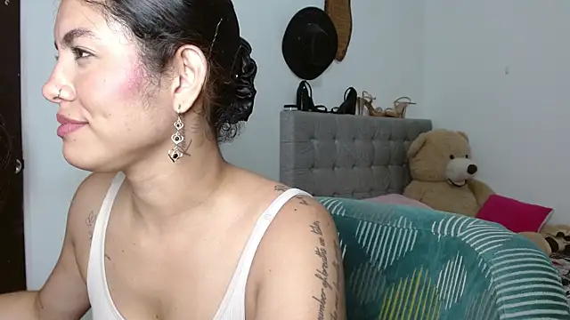 Sexy Lia  online show from 05/20/26, 03:45